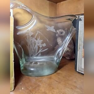 Elegant Glass Art Sculpture with Etched Design